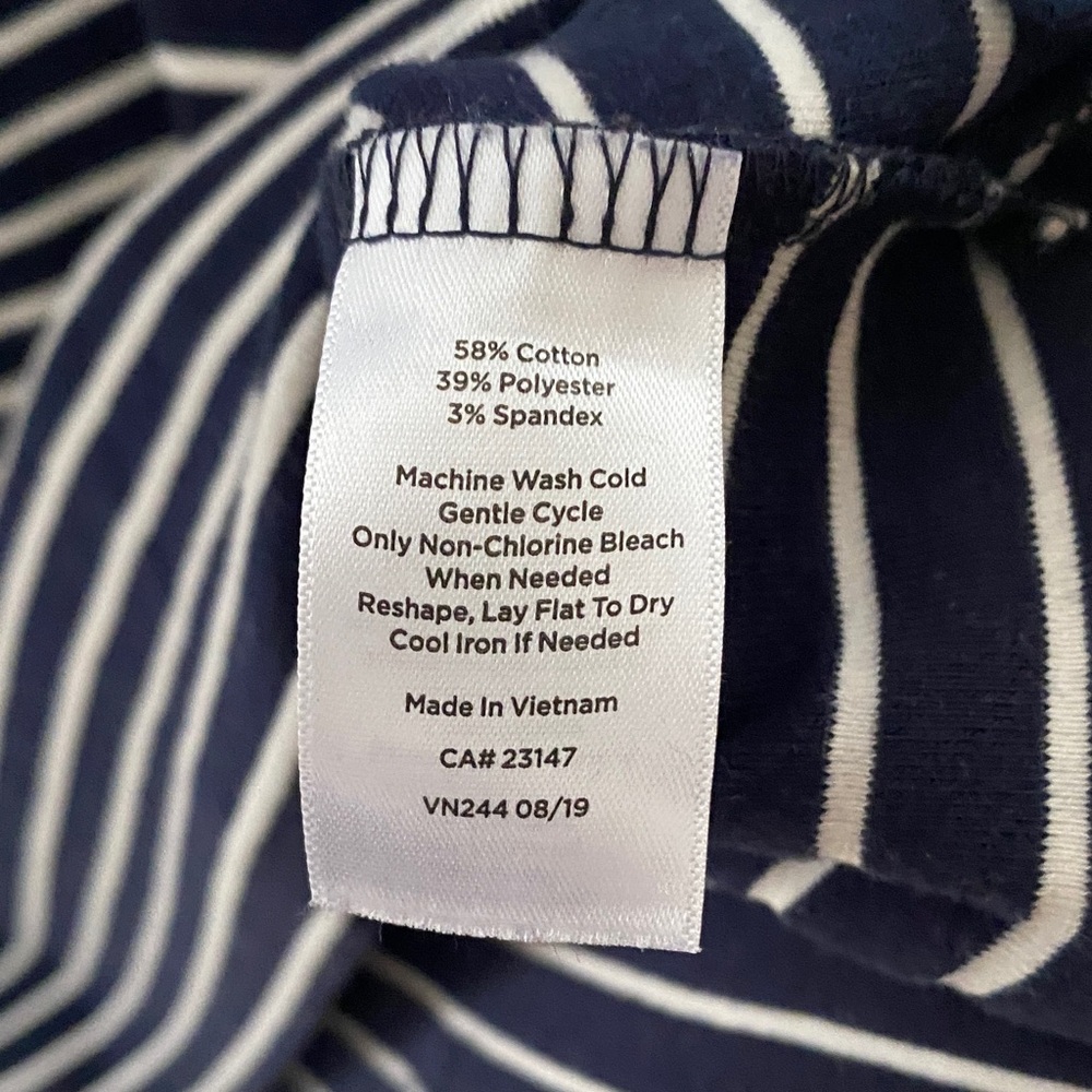Talbots Women's Long Sleeve Top in Navy and White Stripes - Picture 3 of 6